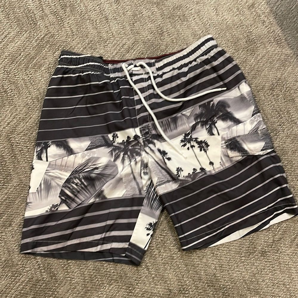 Men’s Swim Shorts size XL